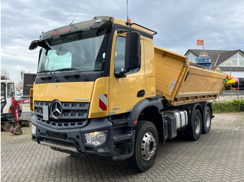 Camión volquete MERCEDES-BENZ Arocs 2643