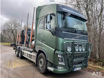 Camión forestal VOLVO FH16