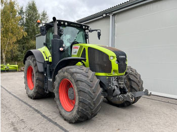 Tractor CLAAS Axion 950