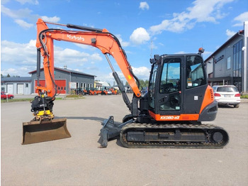 Miniexcavadora KUBOTA KX080