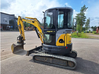 Miniexcavadora New Holland MYYTY! SOLD! E27.2SR PYÖRITTÄJÄLLÄ: foto 2