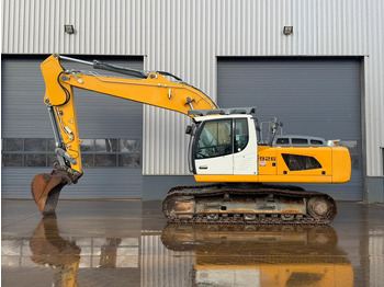 Excavadora de cadenas LIEBHERR R 926