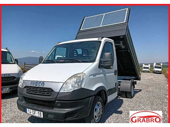 Furgoneta basculante IVECO Daily 35C15