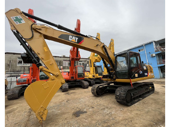 Excavadora CATERPILLAR 320D