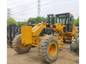 Grader CATERPILLAR 12H