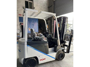 Carretilla elevadora eléctrica TCM FD25-7: foto 5 Carretilla elevadora eléctrica TCM FD25-7: foto 5