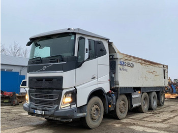 Camión volquete VOLVO FMX 540