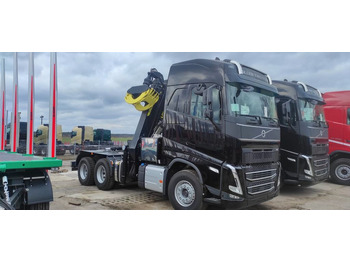 Camión forestal VOLVO FH 540