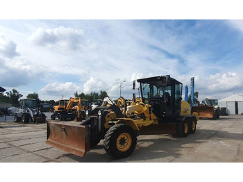 Leasing de New Holland F 106.7 A  New Holland F 106.7 A: foto 1