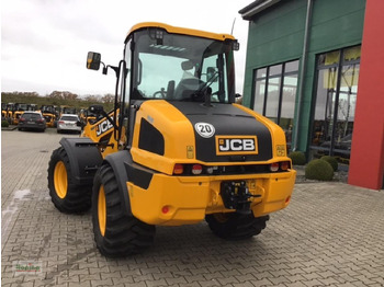 Cargadora de ruedas telescópica nuevo JCB TM220 AGRI: foto 5