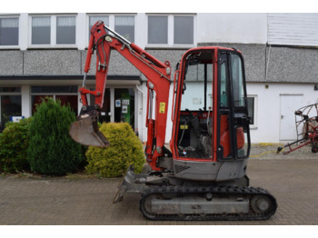 Miniexcavadora YANMAR VIO 25