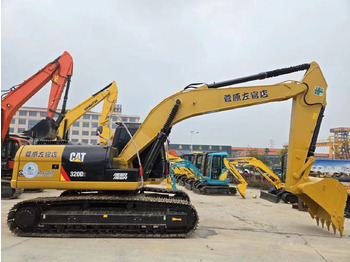 Excavadora de cadenas Caterpillar 320D2: foto 5