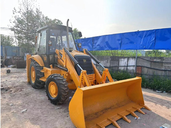 Retroexcavadora JCB 3CX