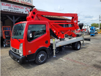 Camión con plataforma elevadora NISSAN