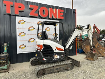 Miniexcavadora BOBCAT E27