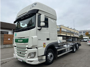 Camión portacontenedore/ Intercambiable DAF XF 106 450