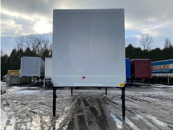 Caja cerrada Krone BDF-System 7.450 mm, LACK NEU, Eckhöhe: 2.900 mm,: foto 2 Caja cerrada Krone BDF-System 7.450 mm, LACK NEU, Eckhöhe: 2.900 mm,: foto 2