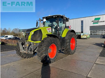 Tractor CLAAS Axion 810