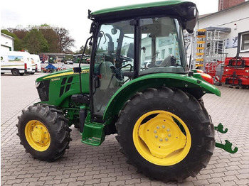 Tractor John Deere 5058e: foto 4