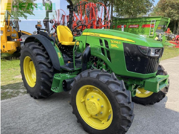 Tractor JOHN DEERE 5058E