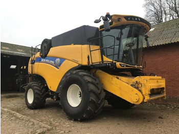 Cosechadora de granos NEW HOLLAND CX series