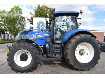 Tractor NEW HOLLAND T7.230