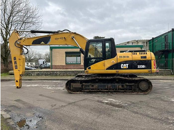 Excavadora CATERPILLAR 323DL