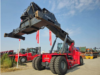 Maquinaria de construcción Kalmar DRG450-65S5: foto 4