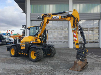 Excavadora de ruedas JCB