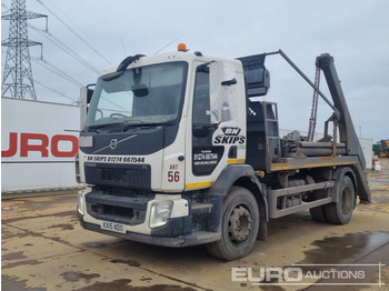 Camión portacontenedor de cadenas VOLVO FL 250