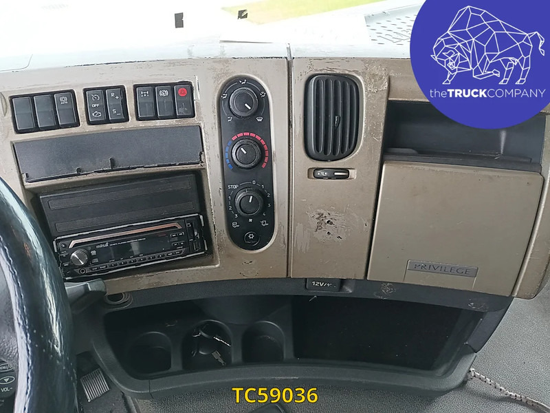 Cabeza tractora Renault Premium 460: foto 8