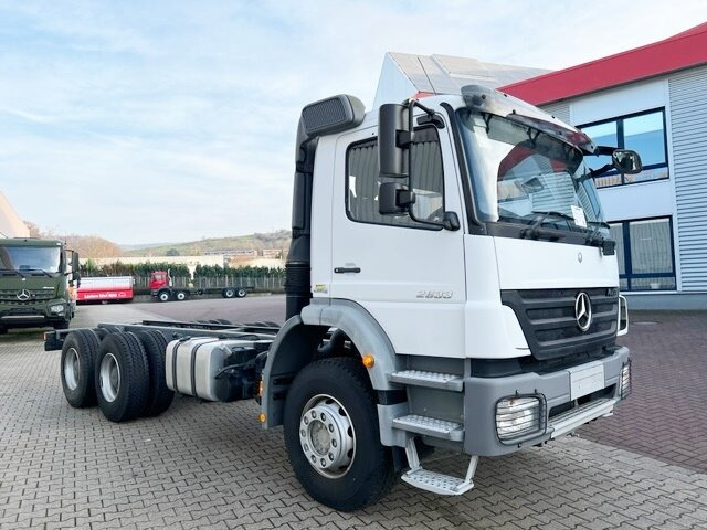 Camión chasis nuevo Mercedes-Benz Axor 2633 K 6x4 RHD Axor 2633 K 6x4 RHD: foto 9