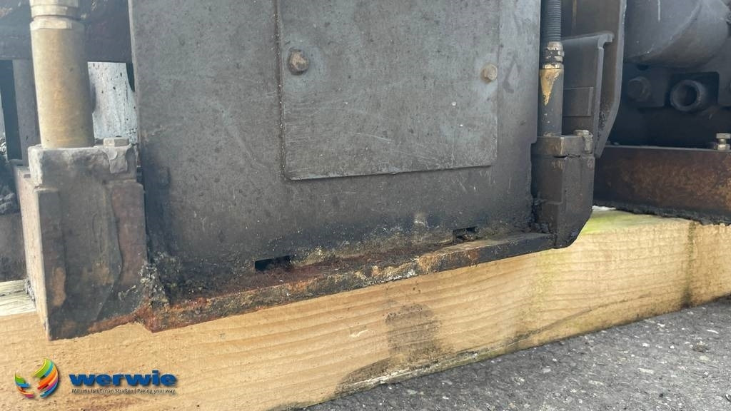 Pavimentadora de asfalto Vögele SB 300-2 TP1 13,00 m fixed screed: foto 8 Pavimentadora de asfalto Vögele SB 300-2 TP1 13,00 m fixed screed: foto 8