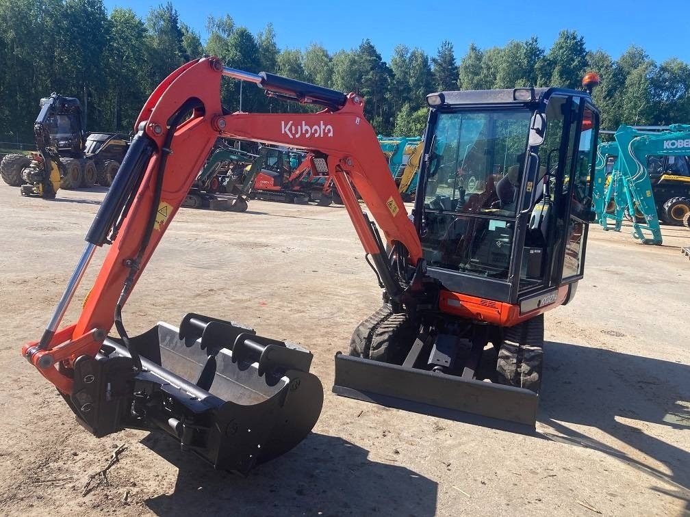 Miniexcavadora Kubota KX027-4: foto 6