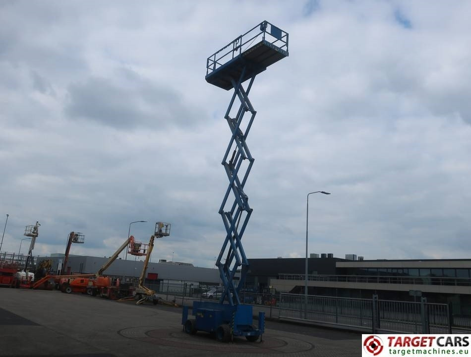 Plataforma de tijeras Genie GS-4069DC Electric 4069 Scissor Work Lift 1412cm: foto 8