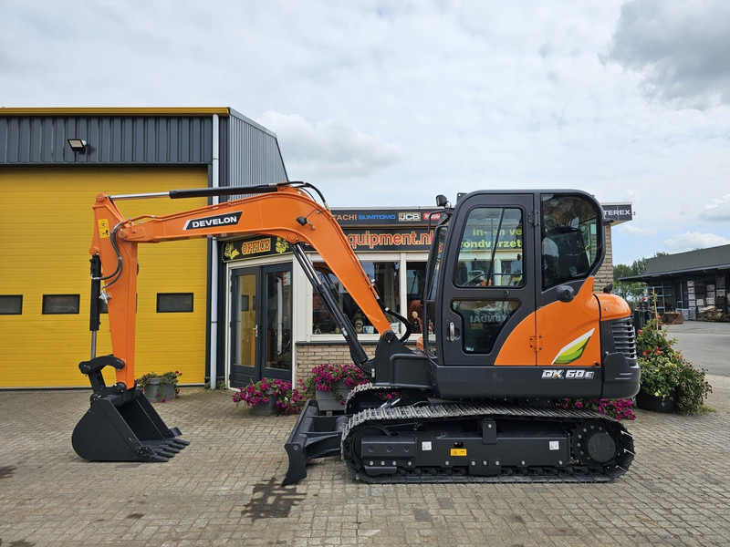 Miniexcavadora nuevo Develon DX60E-10N: foto 1