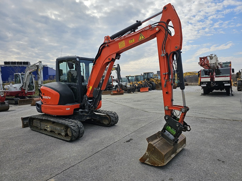 Miniexcavadora KUBOTA KX057-4: foto 6