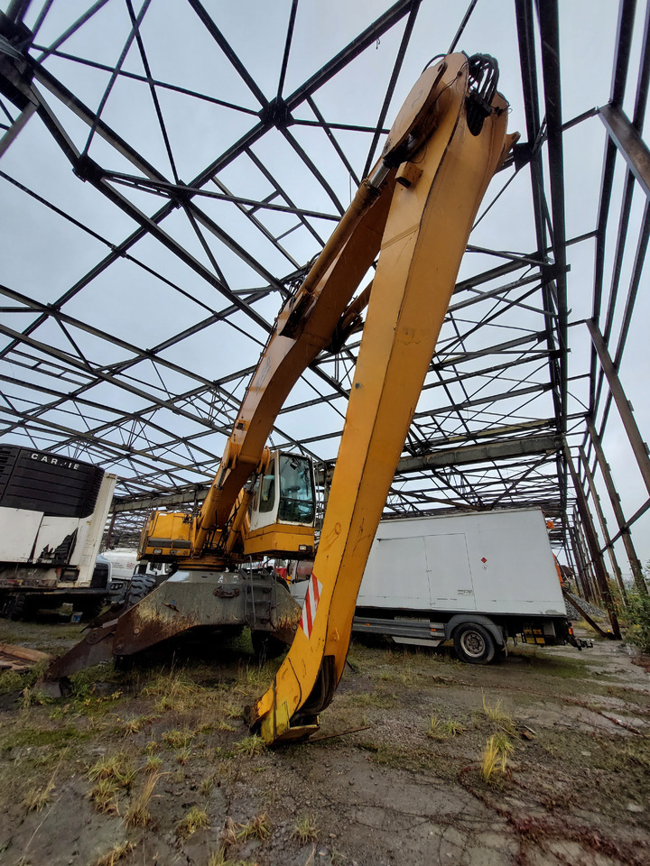 Manipulador de materiales LIEBHERR A944BHD: foto 11