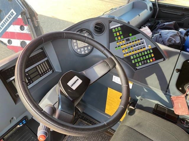 Grúa todo terreno Liebherr LTM 1250-5.1: foto 8 Grúa todo terreno Liebherr LTM 1250-5.1: foto 8