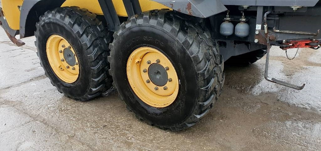 Leasing de New Holland F 106.6 A  New Holland F 106.6 A: foto 15