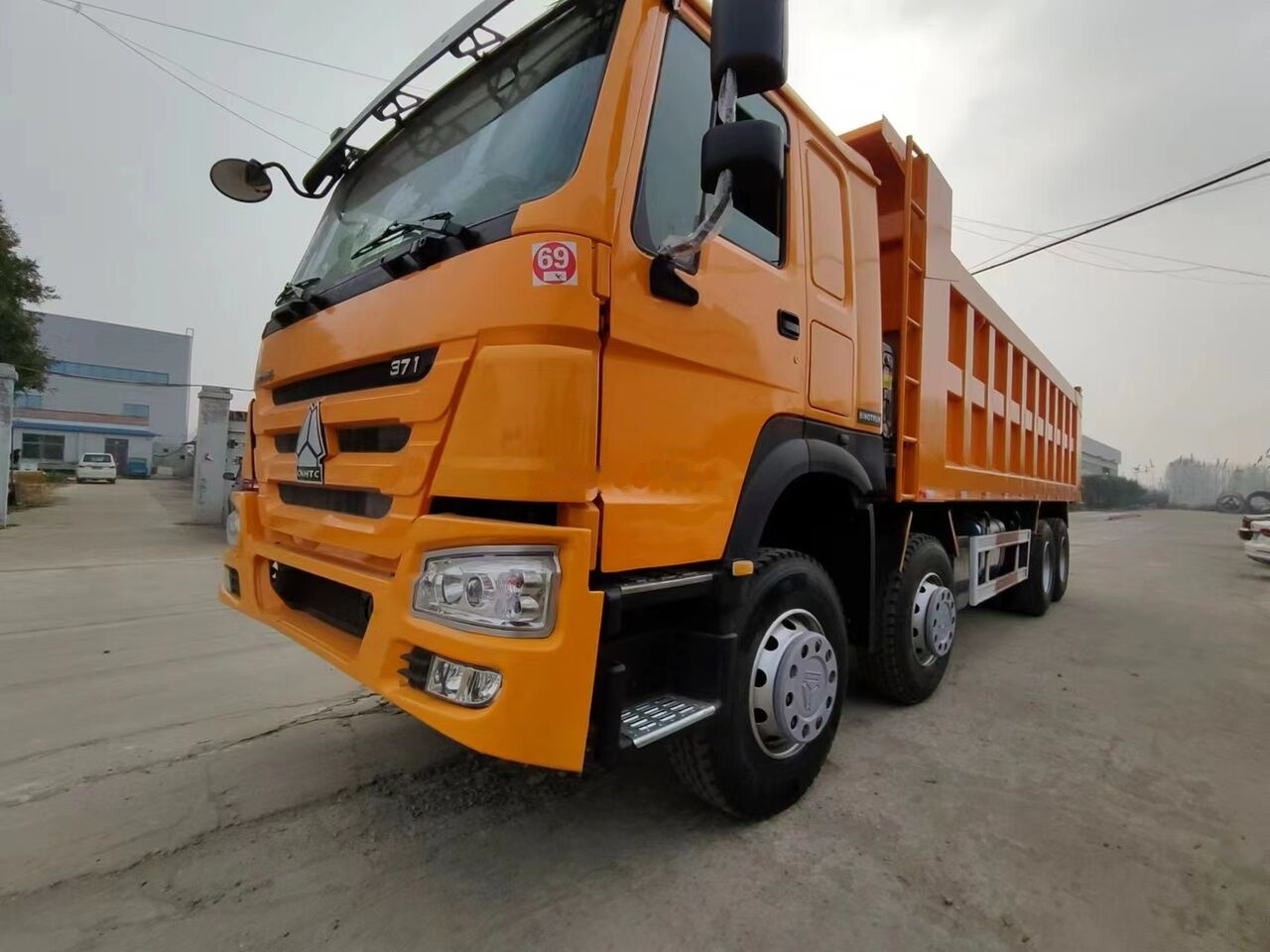 Leasing de Sinotruk Howo 8*4 Sinotruk Howo 8*4: foto 10