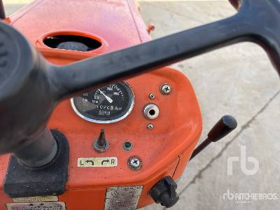 Mini tractor KUBOTA L2201 2WD Tracteur Utilitaire: foto 6