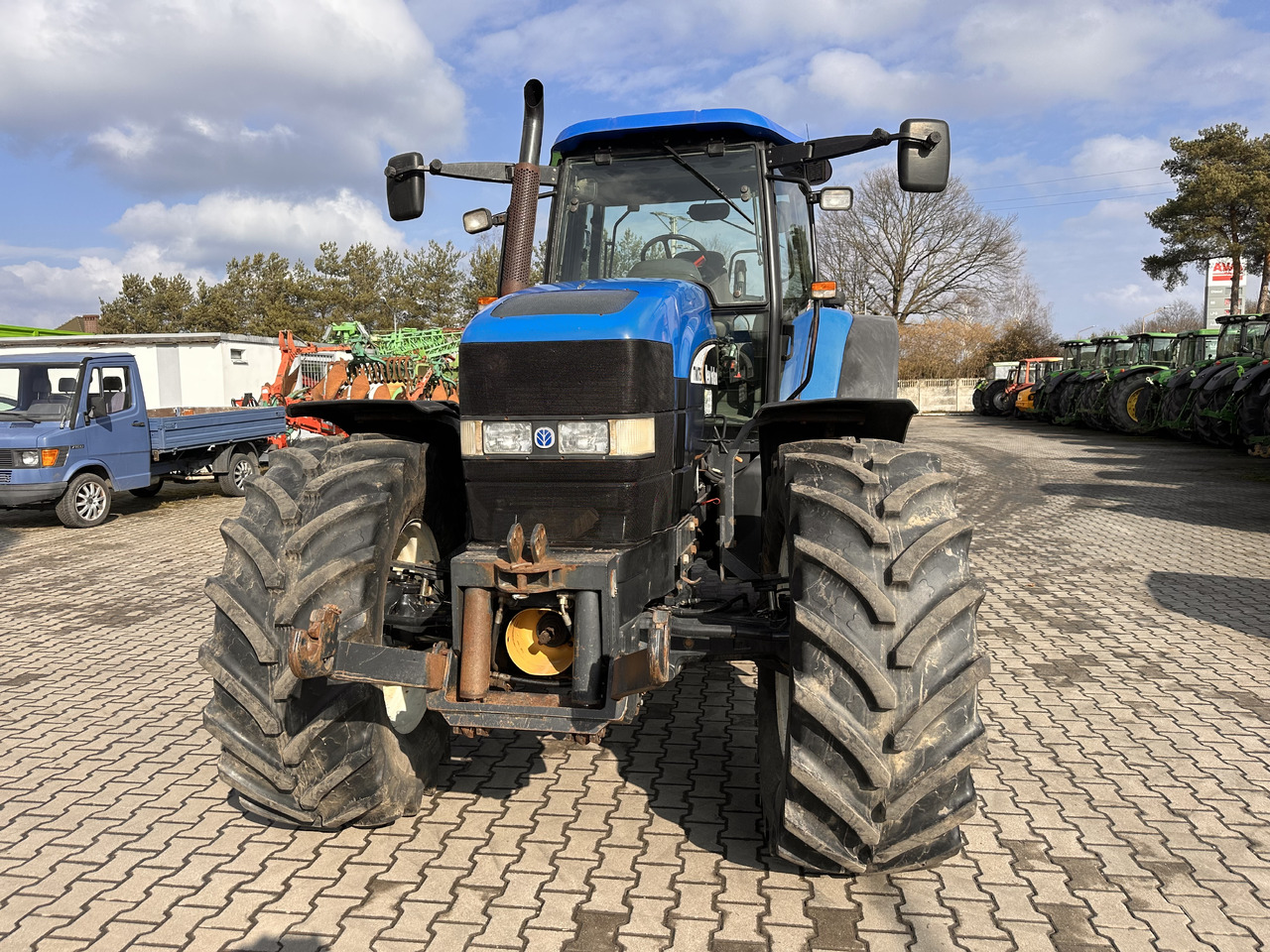 Tractor New Holland TM 175: foto 12