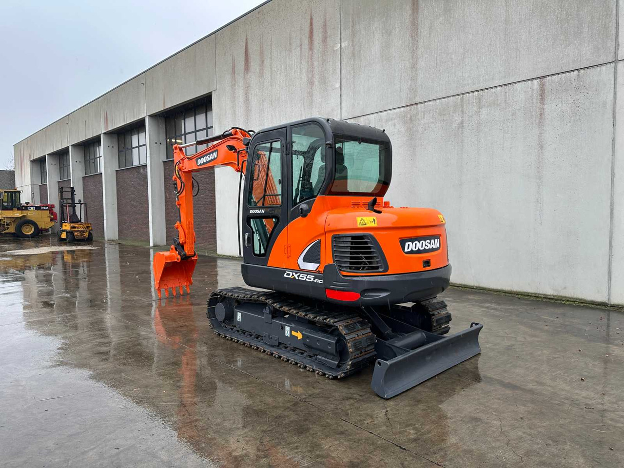 Excavadora de cadenas Doosan DX55-9C: foto 6