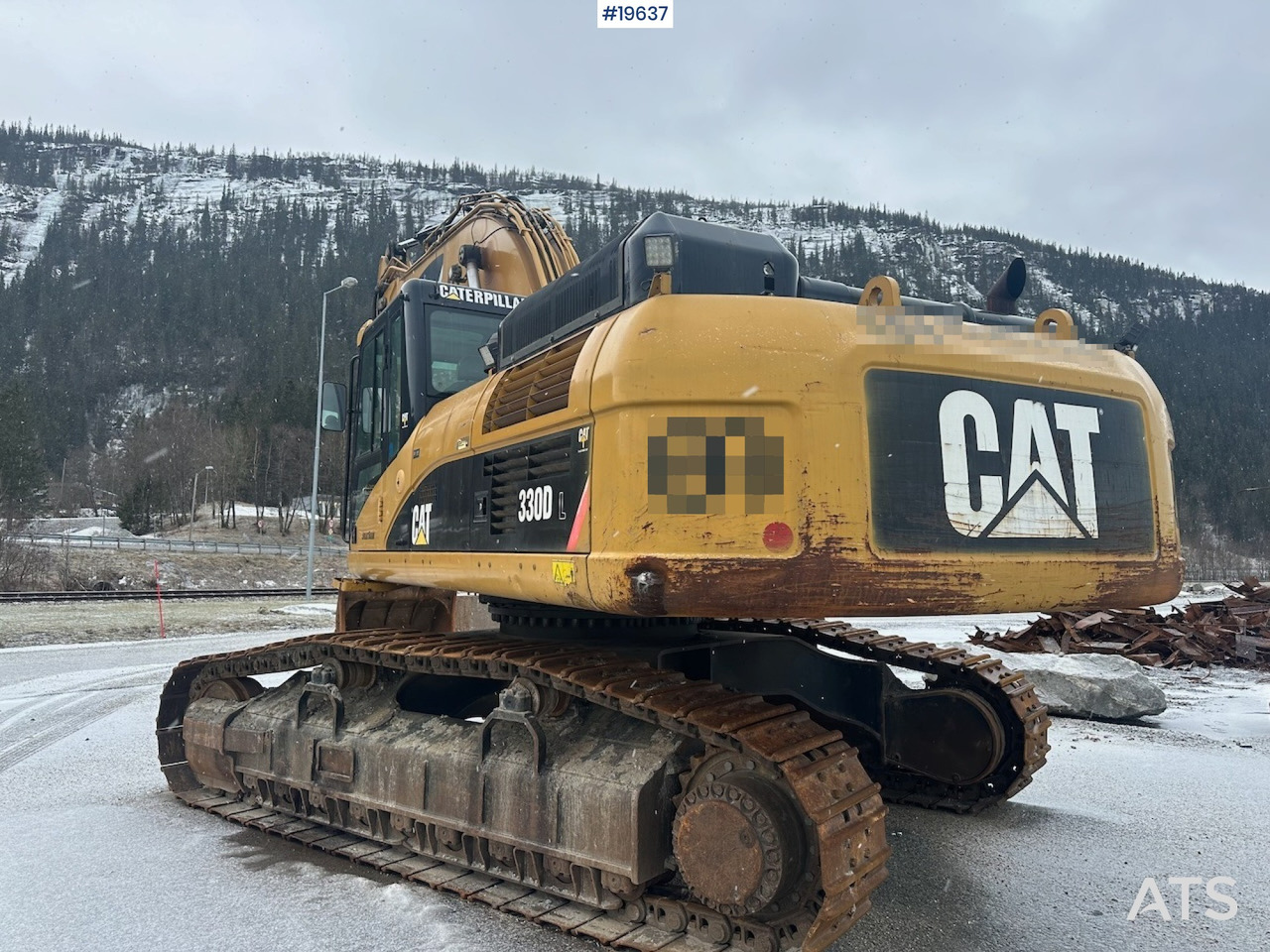 Excavadora Caterpillar 300D: foto 9