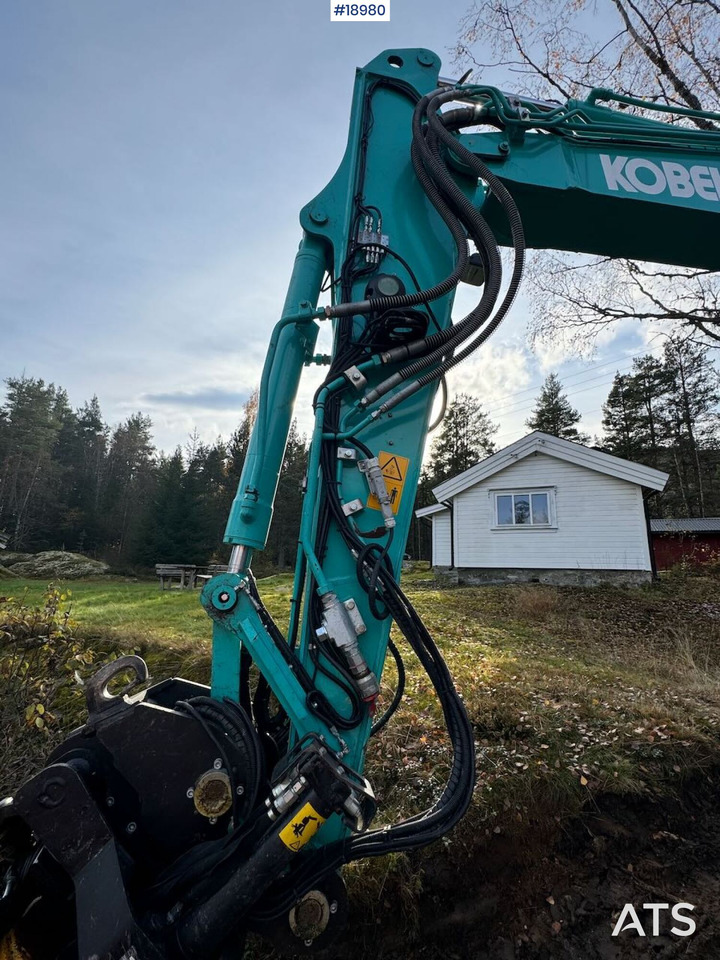 Excavadora Kobelco SK75SR-7: foto 13