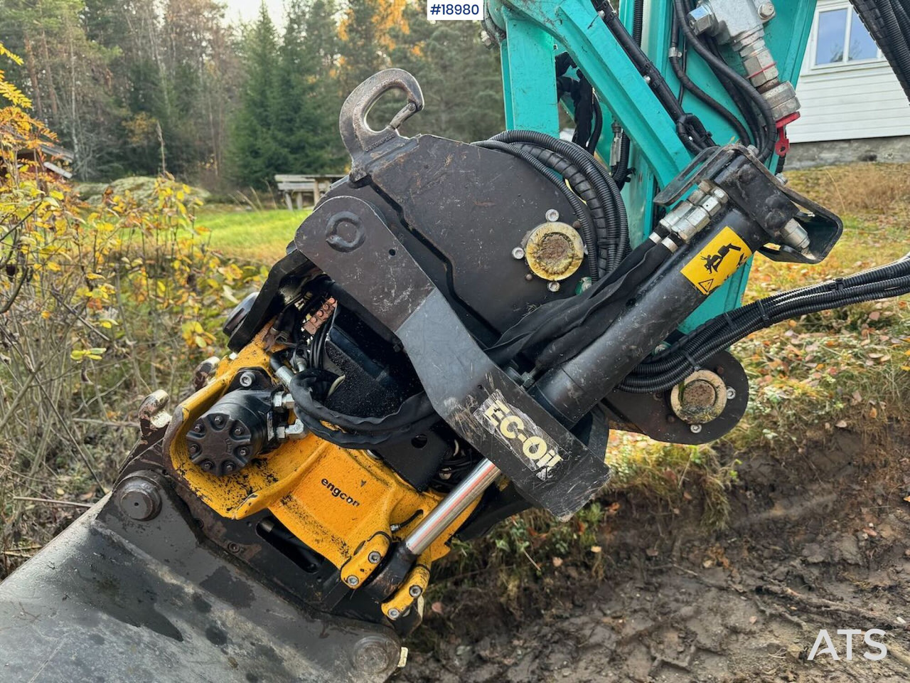 Excavadora Kobelco SK75SR-7: foto 14