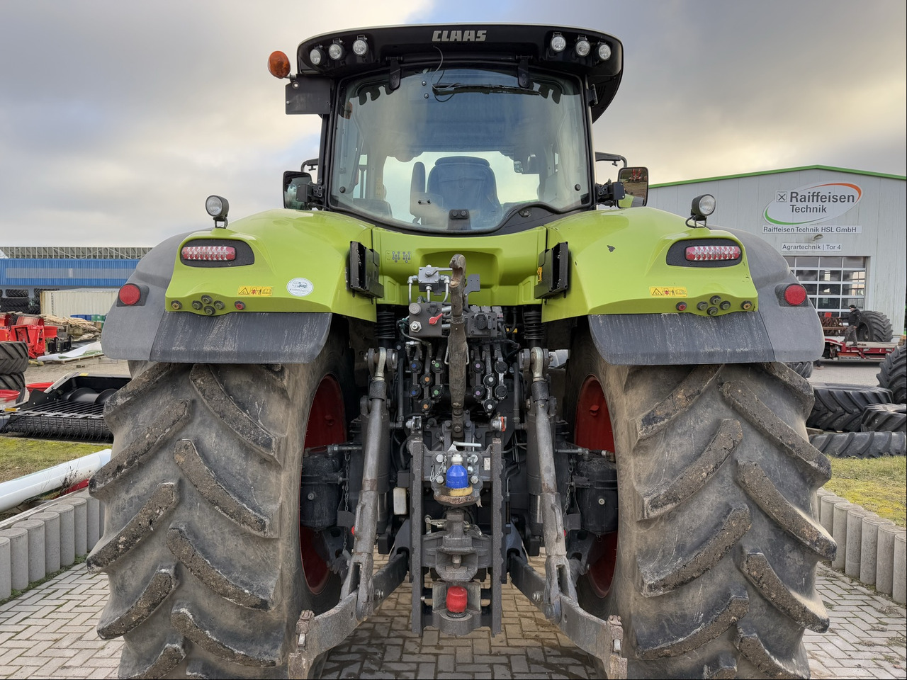 Tractor Claas Axion 950: foto 10