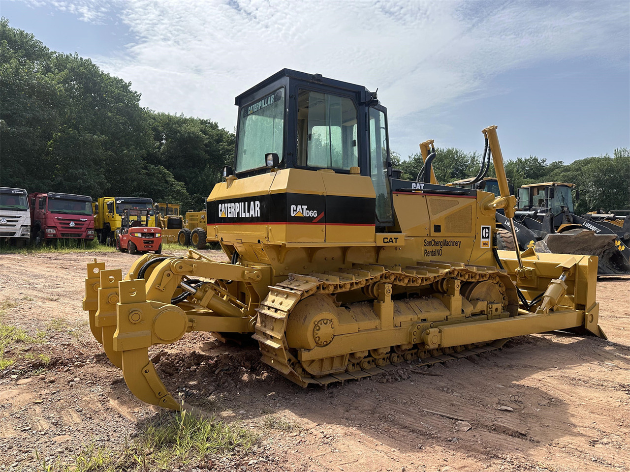 Bulldozer CATERPILLAR D6G: foto 8