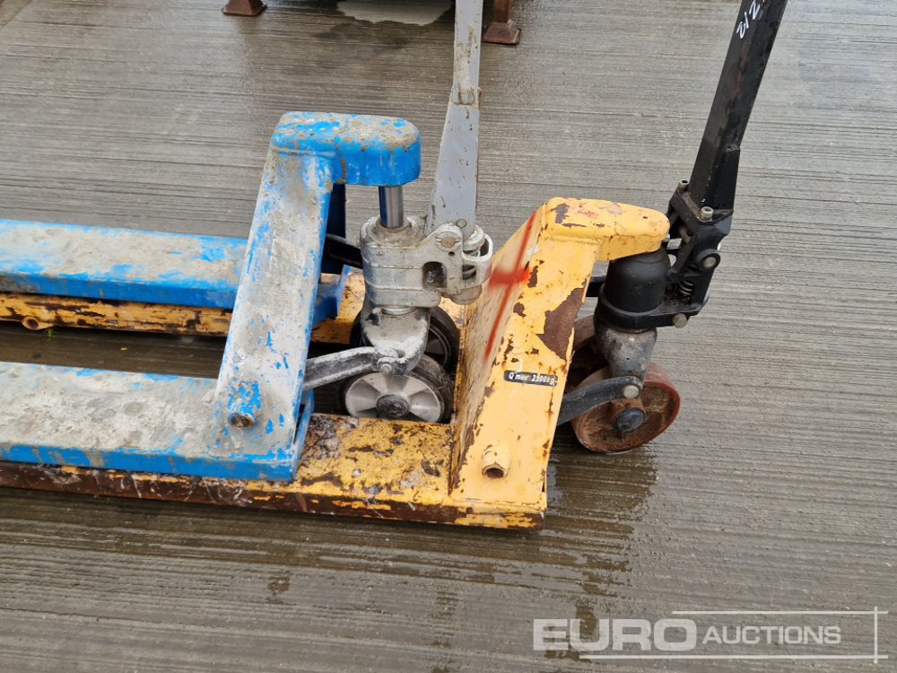 Equipo de manutención Pallet Truck (2 of): foto 14